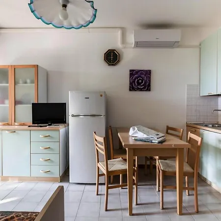 In Near Sea Beach Apartment